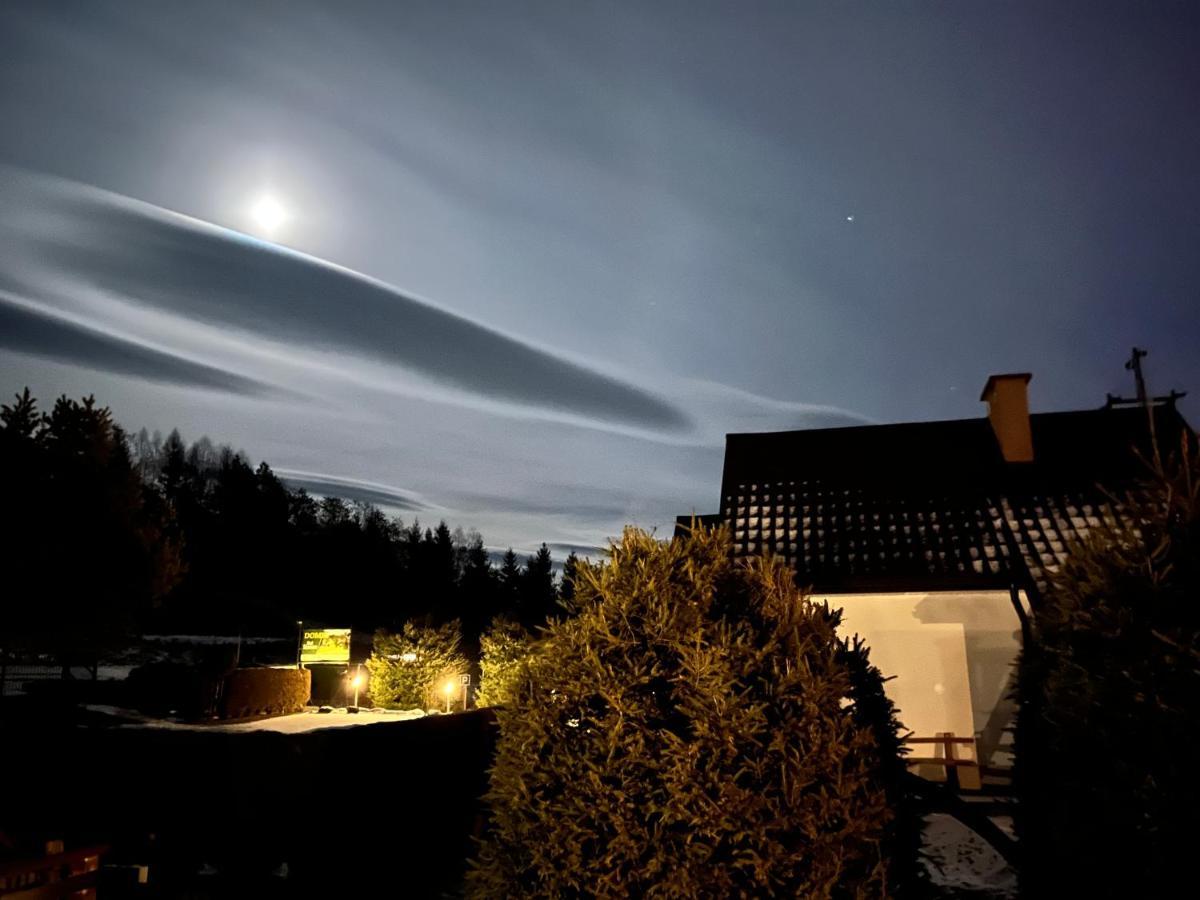 Domki Nad Stawem Uherce Uherce Mineralne Bagian luar foto